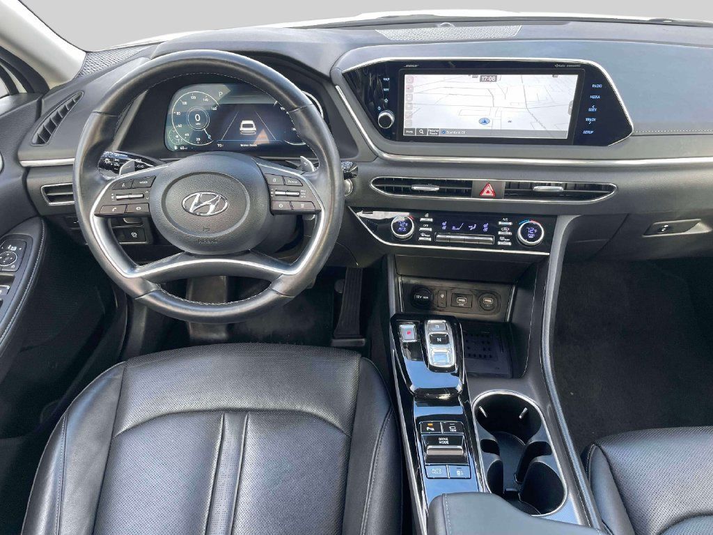 Used 2023 Hyundai Sonata Limited w/ Cargo Package FWD image 13