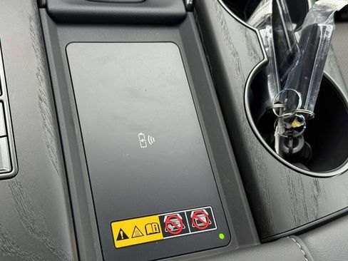 Used 2025 Lexus LX 700h Overtrail image 25