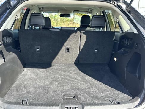 Certified 2024 Ford Edge SEL image 6