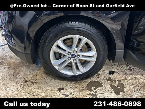 Used 2020 Ford Edge SEL w/ Convenience Package AWD/4WD image 11