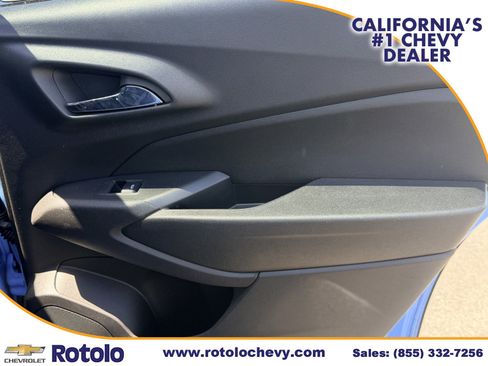 Used 2024 Chevrolet Trax RS FWD image 11
