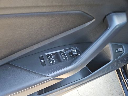 Used 2025 Volkswagen Jetta S FWD image 15