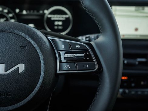 New 2026 Kia Seltos EX image 22