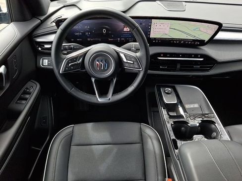 Used 2025 Buick Enclave Preferred image 11