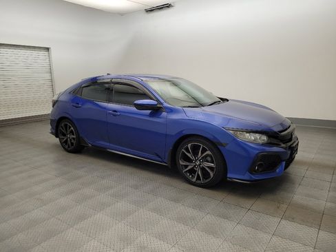 Used 2018 Honda Civic Sport image 11