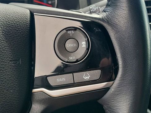 Used 2019 Honda Pilot Touring image 34