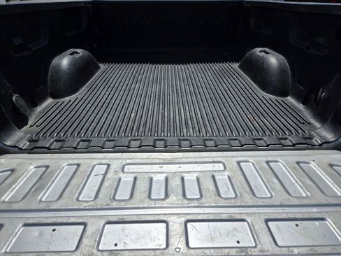 Used 2019 Chevrolet Silverado 1500 W/T w/ WT Convenience Package AWD/4WD image 16