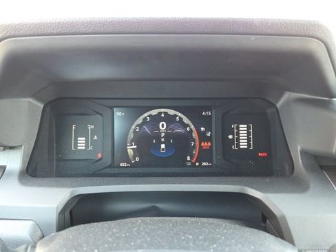 Used 2026 Toyota Tacoma SR5 AWD/4WD image 15
