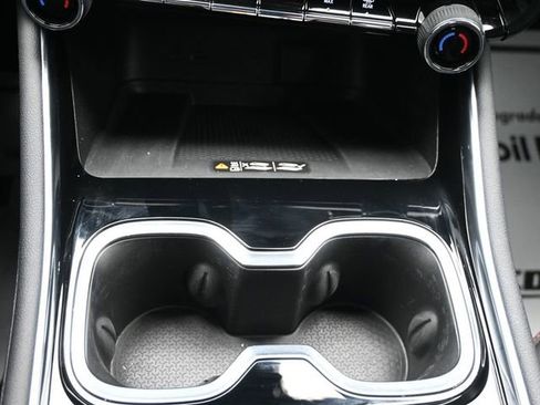 Used 2024 Chevrolet Traverse Z71 w/ LPO, Floor Liner Package image 42