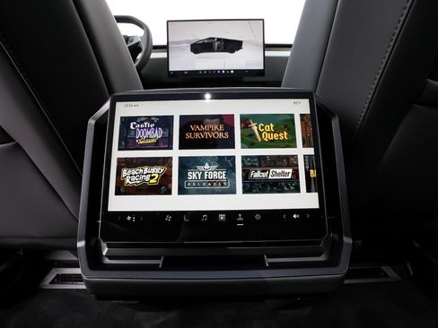 Used 2024 Tesla Cybertruck AWD Crew Cab image 37