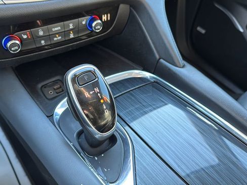 Used 2020 Buick Enclave Essence w/ Sound and Sites Package image 36