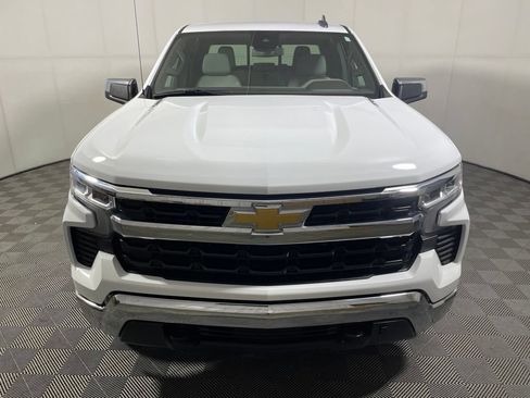 Used 2024 Chevrolet Silverado 1500 LT w/ Leather Package AWD/4WD image 3