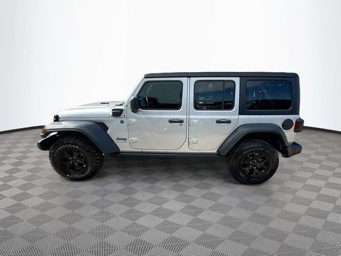 Used 2023 Jeep Wrangler Unlimited AWD/4WD image 9