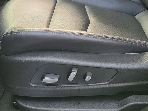 Used 2025 Cadillac XT5 Premium Luxury w/ Technology Package image 17