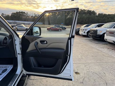 Used 2021 INFINITI QX80 Premium Select w/ All-Season Package image 18