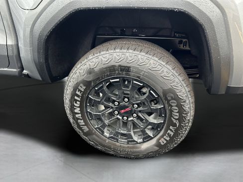 New 2026 GMC Canyon Elevation w/ Convenience Package image 19