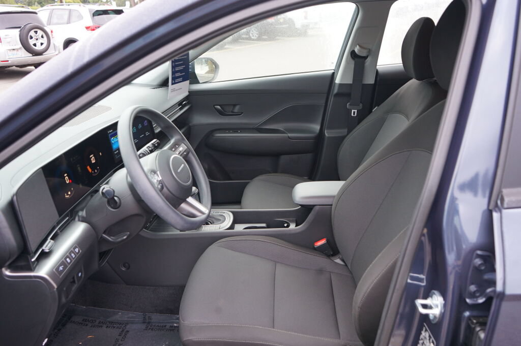 Certified 2026 Hyundai Kona SE FWD image 15