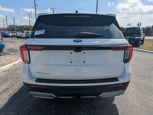 New 2026 Ford Explorer Platinum image 6