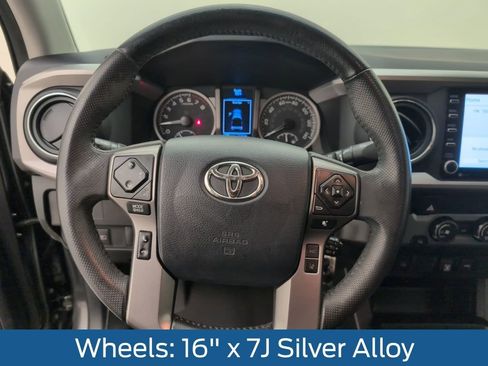Used 2020 Toyota Tacoma SR5 image 40