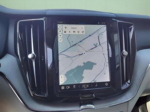 Used 2025 Volvo XC60 T8 Plus w/ Protection Package Premier image 25