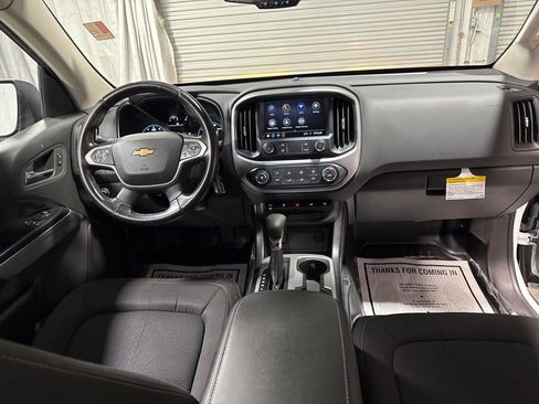 Used 2022 Chevrolet Colorado LT w/ Fleet Safety Package image 13
