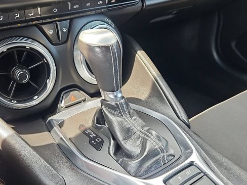 Certified 2020 Chevrolet Camaro LT RWD image 24