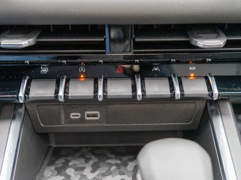 New 2026 GMC Canyon Elevation w/ Convenience Package AWD/4WD image 24