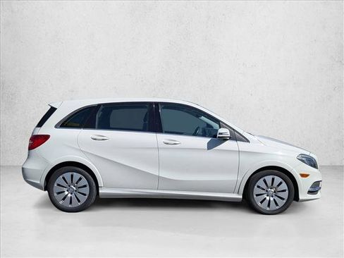 Used 2014 Mercedes-Benz B 250e image 4