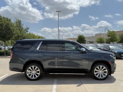 Used 2021 Chevrolet Tahoe Premier w/ Premium Package RWD image 6