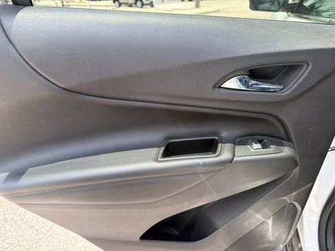 Used 2020 Chevrolet Equinox Premier FWD image 9