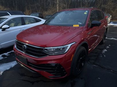 Used 2024 Volkswagen Tiguan SE R-Line