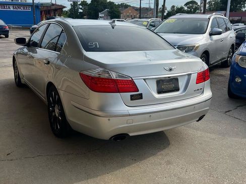 Used 2009 Hyundai Genesis 3.8 w/ Technology Pkg 4 RWD image 6
