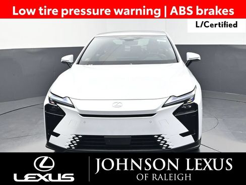Used 2026 Lexus ES 350h AWD w/ Cold Area Package image 4