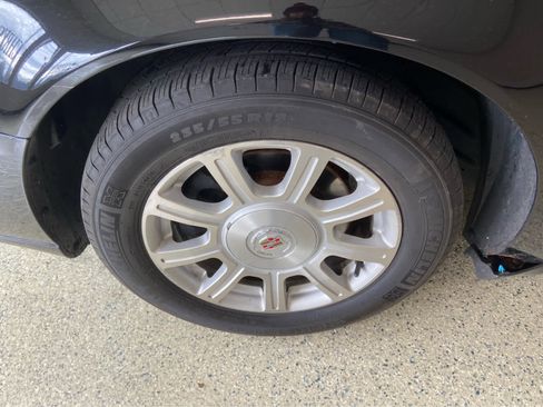 Used 2009 Cadillac DTS image 10