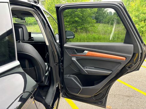 Used 2021 Audi Q5 2.0T Premium image 20