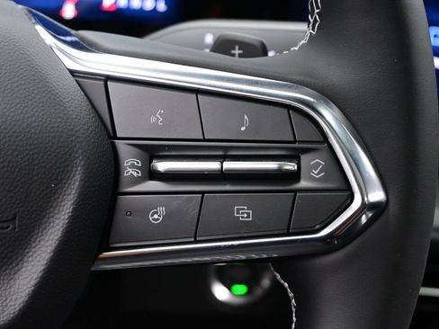 New 2026 Chevrolet Traverse LT w/ Sun and Wheel Package FWD image 27