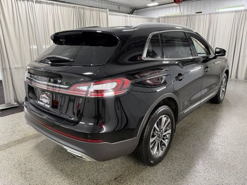 Used 2023 Lincoln Nautilus AWD w/ Premium Package image 4