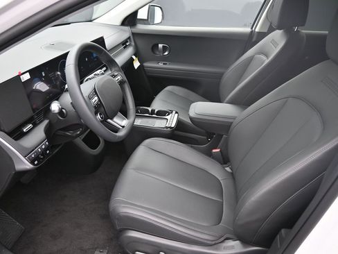 New 2025 Hyundai Ioniq 5 SEL image 10