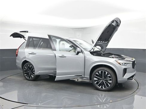 New 2026 Volvo XC90 B6 Ultra image 54