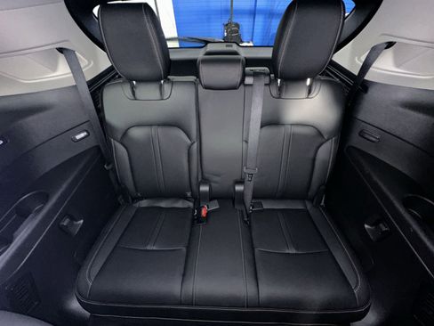 Used 2024 MAZDA CX-90 3.3 Turbo w/ Premium Package image 34