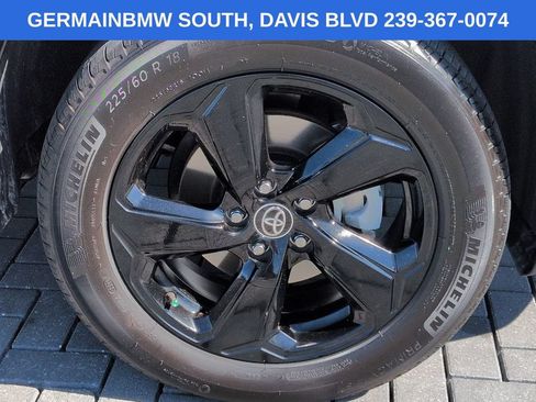 Used 2021 Toyota RAV4 XSE w/ XSE Grade Weather Package AWD/4WD image 12