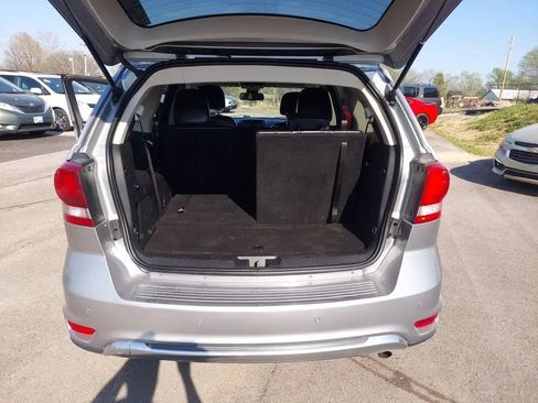 Used 2020 Dodge Journey Crossroad FWD image 13