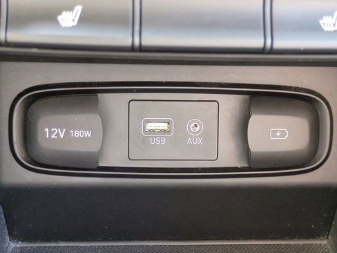 Used 2019 Hyundai Santa Fe SEL image 20