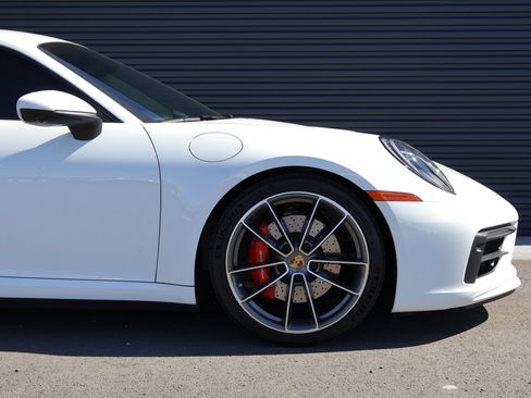 Used 2024 Porsche 911 Carrera 4S AWD/4WD image 11