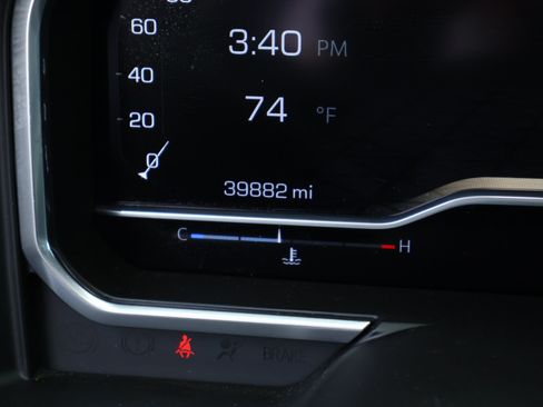 Used 2023 GMC Sierra 1500 AT4X AWD/4WD image 4