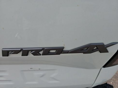 Used 2023 Nissan Frontier PRO-4X w/ Technology Package AWD/4WD image 5