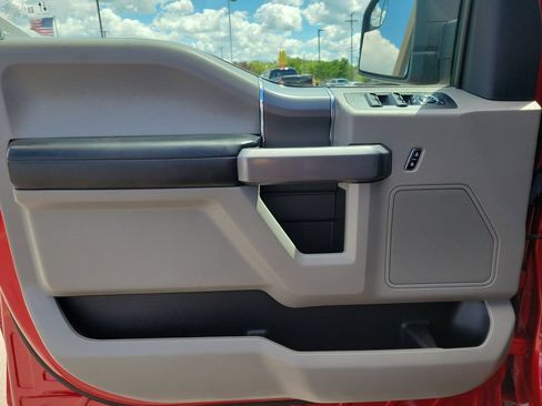 Certified 2020 Ford F150 XLT w/ Equipment Group 302A Luxury AWD/4WD image 17