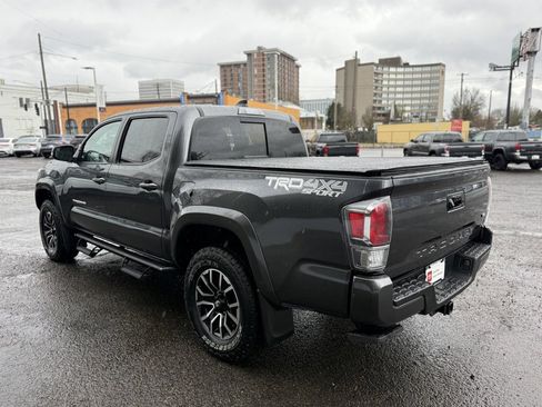 Certified 2022 Toyota Tacoma TRD Sport image 6