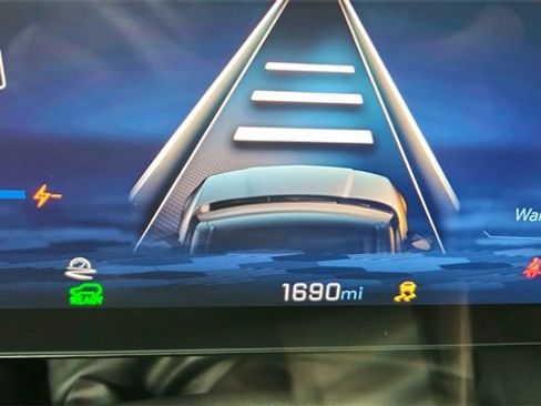 Used 2025 Chevrolet Blazer EV RS image 39