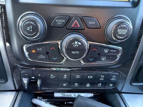Used 2018 RAM 2500 Limited AWD/4WD image 14